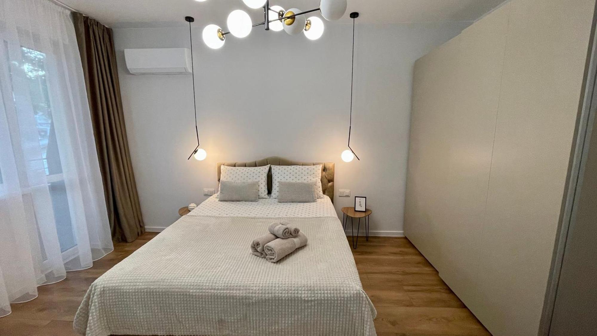 Vanquish Central Apartment Варна Экстерьер фото